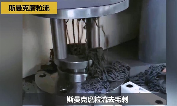 用<a href='http://m.xingqiuwz.cn' target='_blank'><u>流體拋光機(jī)</u></a>，去除斜孔內(nèi)毛刺